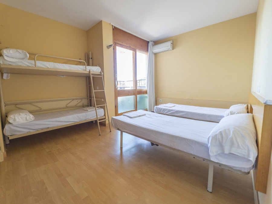 Residència Esportiva Aster, Hospitalet de l'Infant (Tarragona)